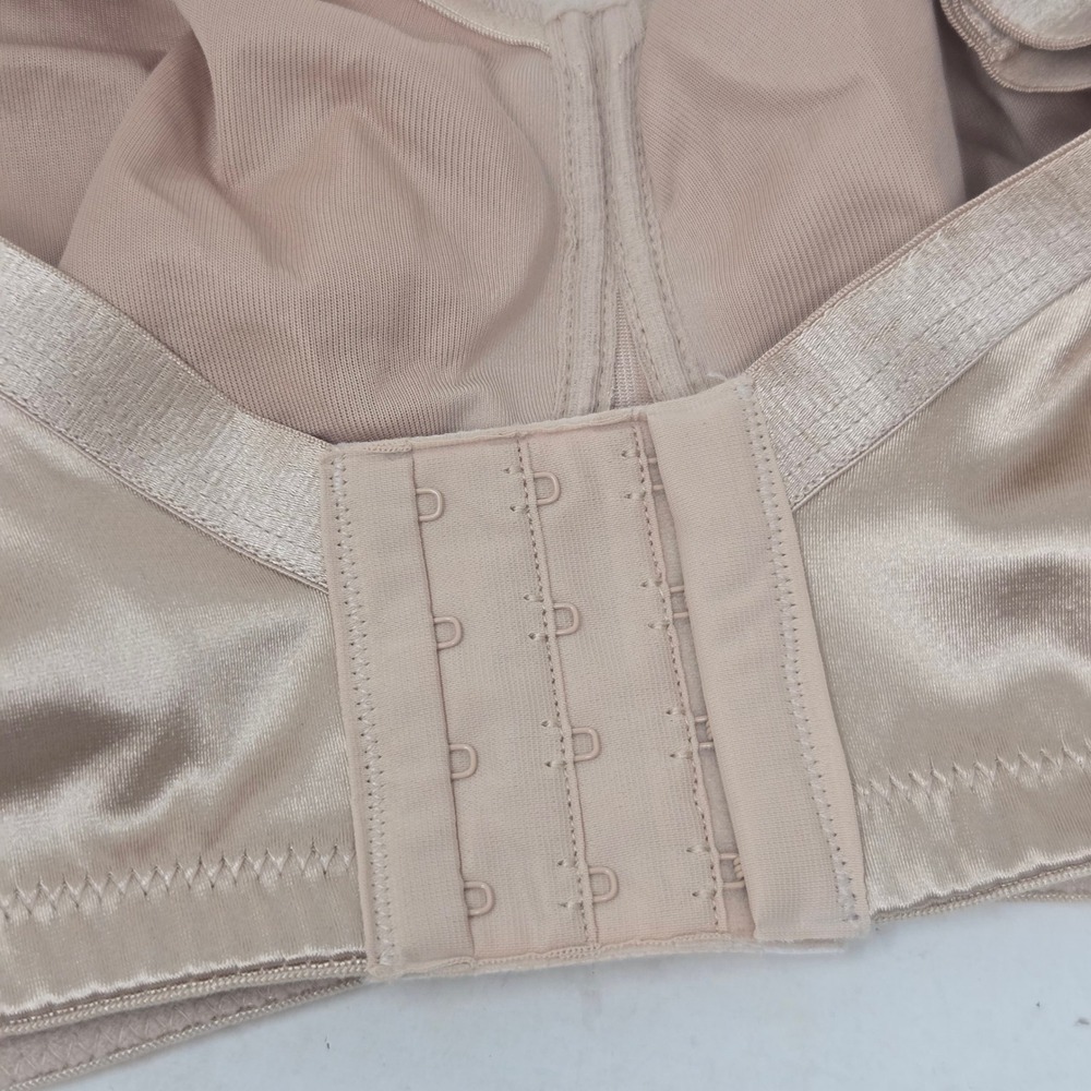 Playtex 18 Hour Ultimate Lift Support Wireless Bra 4745 Sand Shell‎ 38DDD - Picture 4 of 6